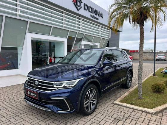 VOLKSWAGEN TIGUAN 2.0 300 TSI GASOLINA ALLSPACE R-LINE AUTOMÁTICO VOLKSWAGEN TIGUAN 2.0 300 TSI GASOLINA ALLSPACE R-LINE AUTOMÁTICO